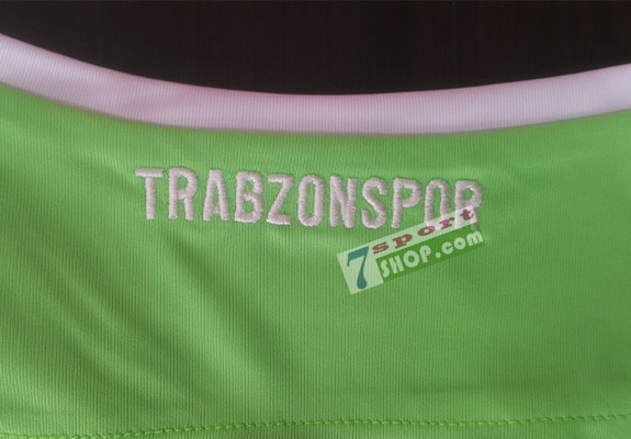 trabzonspor-torwart-trikot-macron-gruen-shirt-nacken-schriftzug-ts01-personalsieren