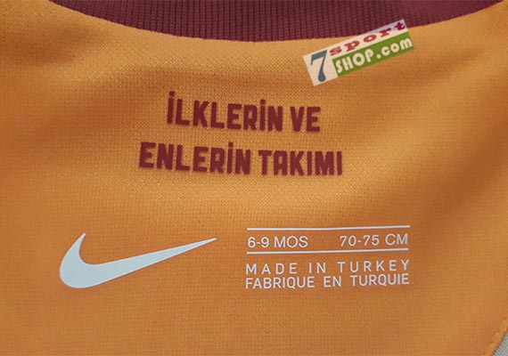 galatasaray-baby-kinder-trikotset-nike-shorts-socken-kragen-kaufen