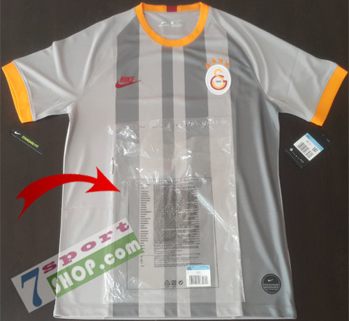 galatasaray-nike-champions-league-trikot-2020-dritte-ausweich-trikot-gesamtansicht-at0030-060