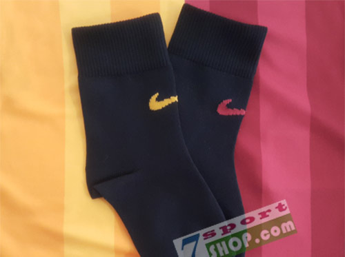 nike-galatasaray-heim-baby-kindertrikot-set-mit-hose-socken-galatasaray-kinderstutzen-babysocken