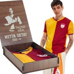 Galatasaray Metin Oktay Heim Trikot mit Holz-Geschenkbox